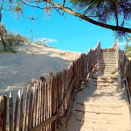 Nyaraló Holiday Home Douchamia By Interhome *