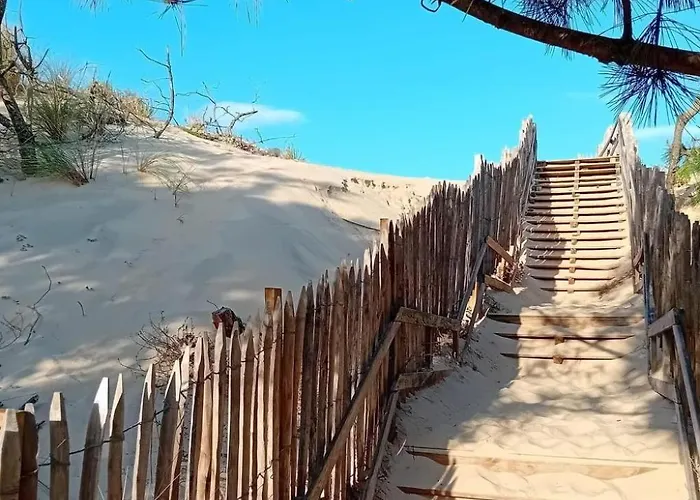 別荘 Holiday Home Douchamia By Interhome *